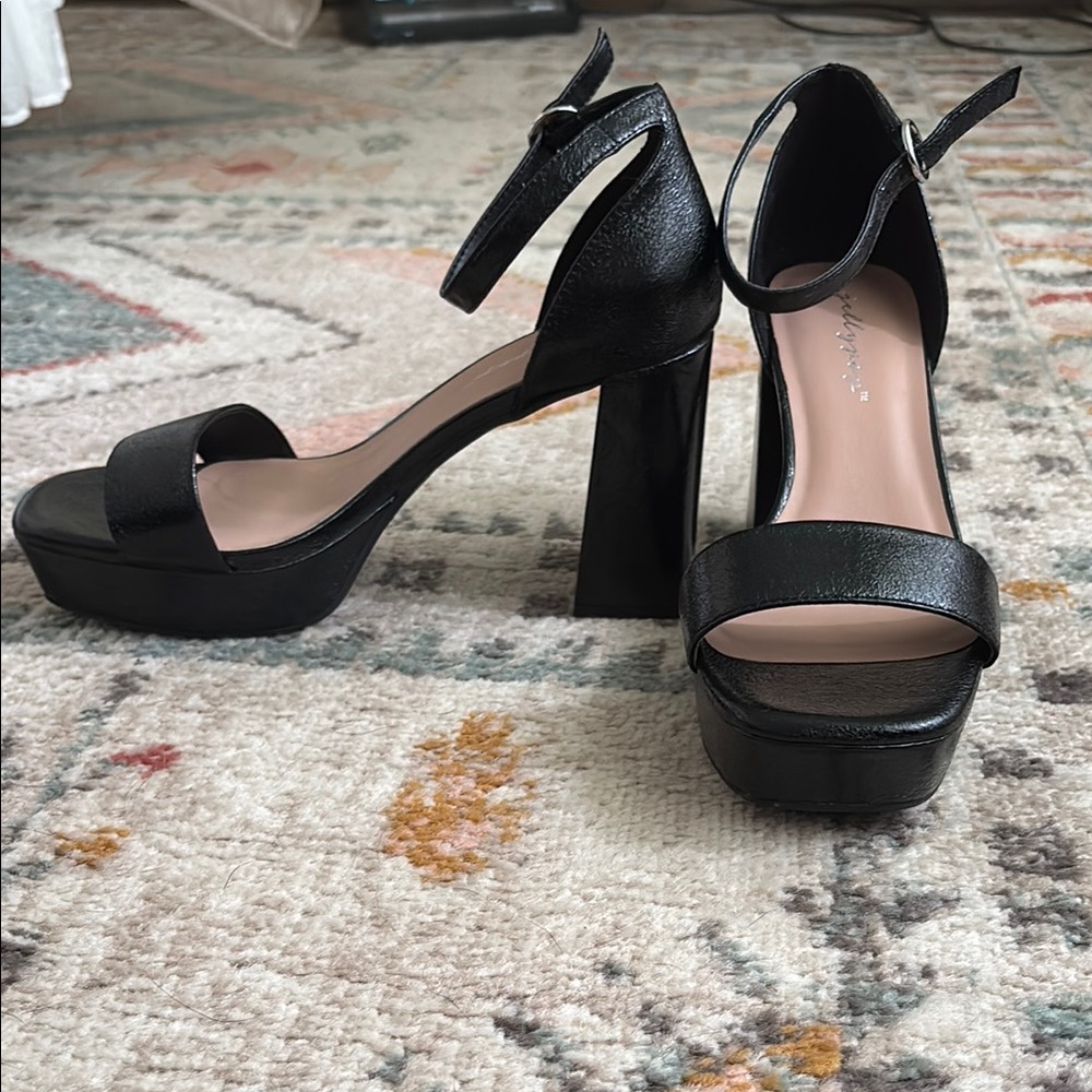 Elegant Black Platform Heels